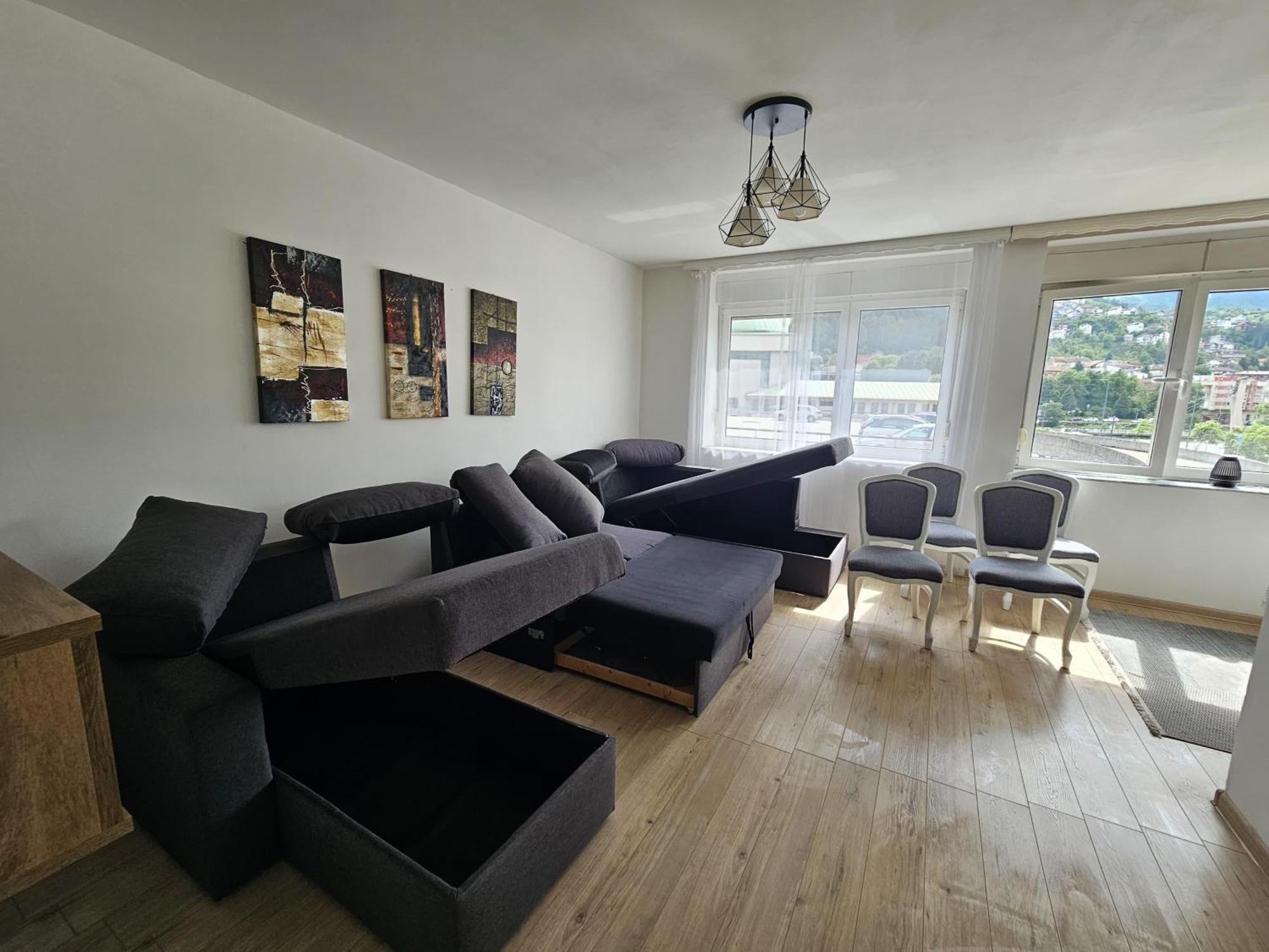 Spacious And Modern Apartment In Town Center Konjic Exterior foto